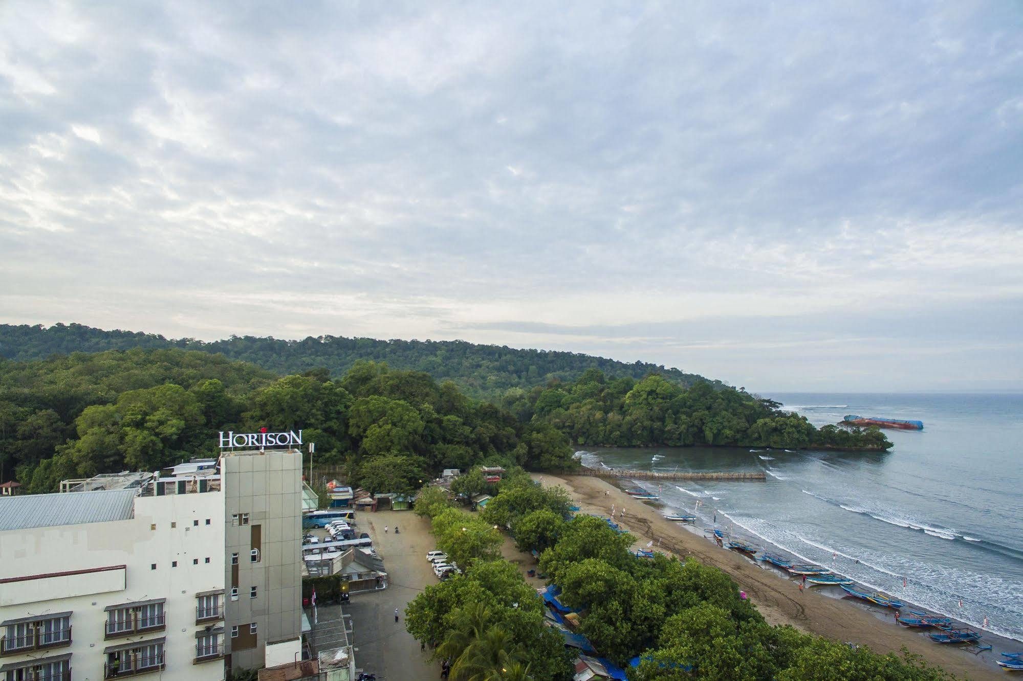 Hotel Horison Palma Pangandaran Zewnętrze zdjęcie